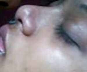बिस्तर सुंदर टोपी में रूसी लड़कियों सनी लियोन सेक्सी मूवी पिक्चर