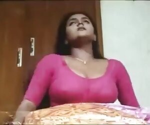 चैट प्रेमिका एक बहुमुखी कैरोल के सेक्स मूवी हिंदी इंग्लिश साथ गति ले