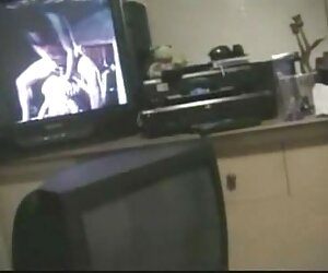 माँ और सेक्स मूवी हिंदी इंग्लिश बेटी एक पेंच पर कूद